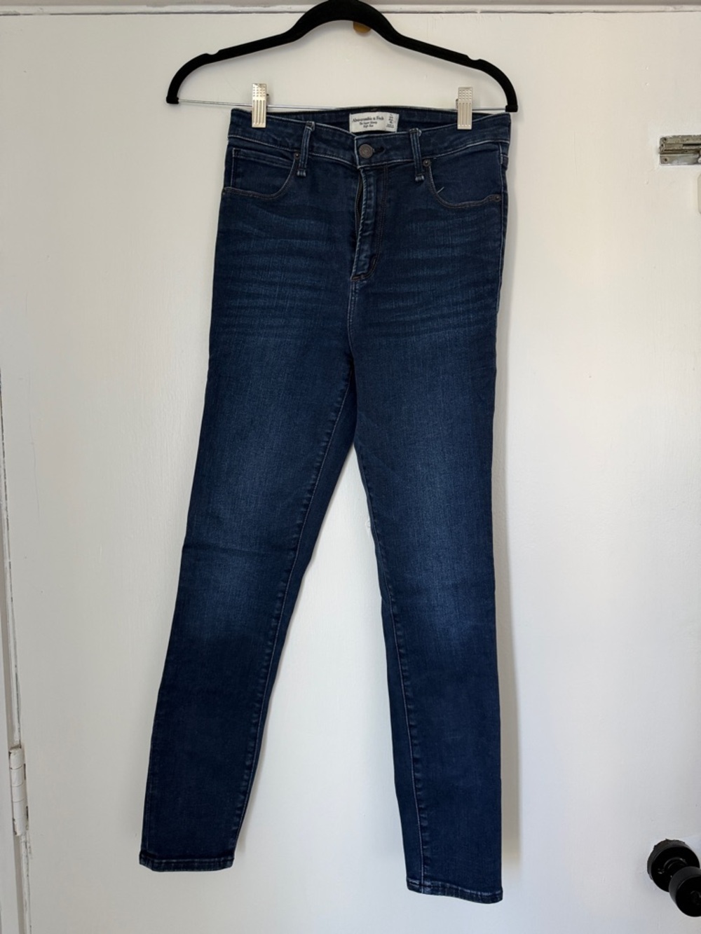 Dark Blue Women’s Skinny Jeans